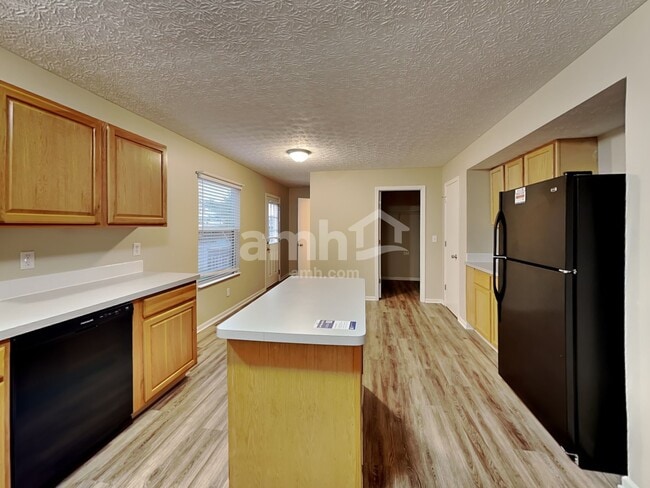 Photo - 42 Purple Finch Loop