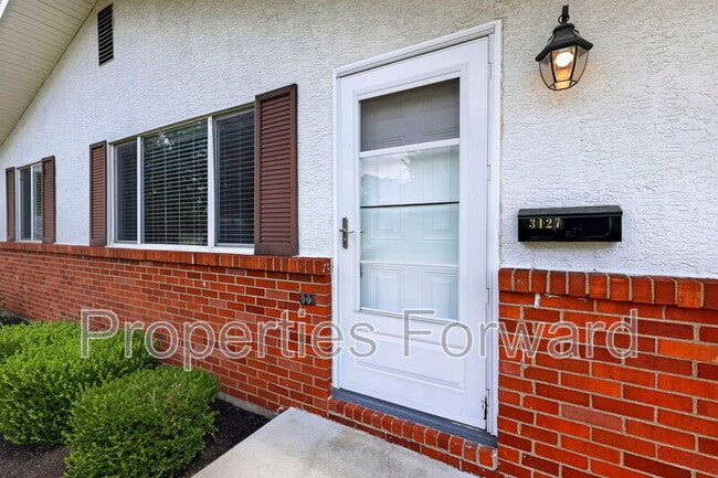 Photo - 3127 Thomas Ave