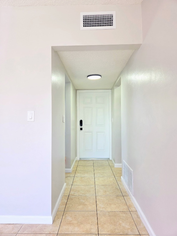 Photo - 3300 NE 10th Terrace Unit Apt 61