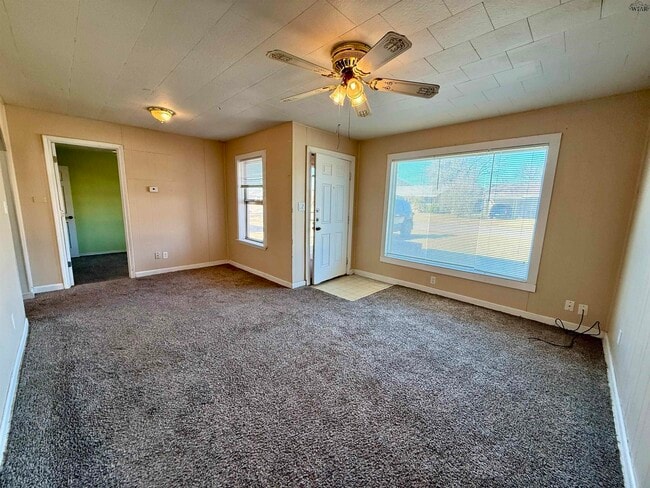 Photo - 3013 Lavell Ave