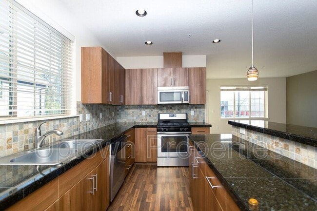 Photo - 7894 NE Miriam Way