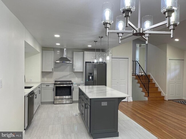 Photo - 9913 Pomona Dr