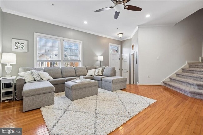 Photo - 10823 Wadsworth Rd