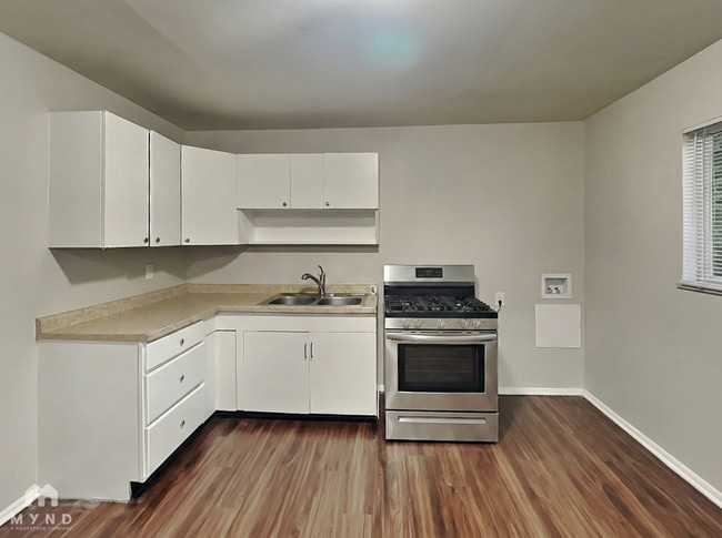 Photo - 8524 Georgiana Ln