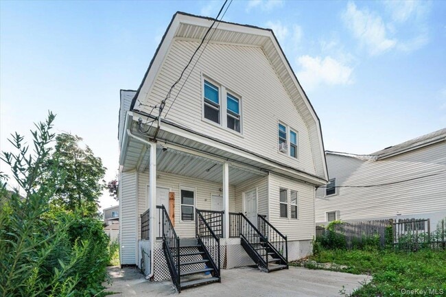 Building Photo - 13-88 McBride St Unit 1