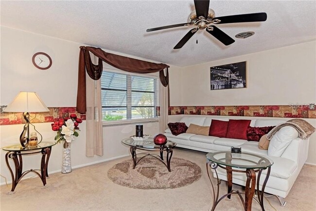 Photo - 910 Caples St