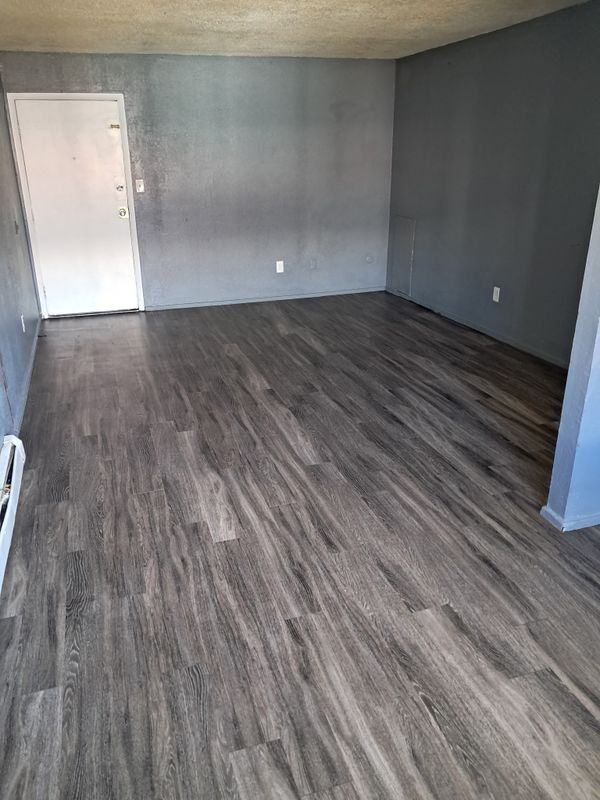 Photo - 1425 N Yosemite St