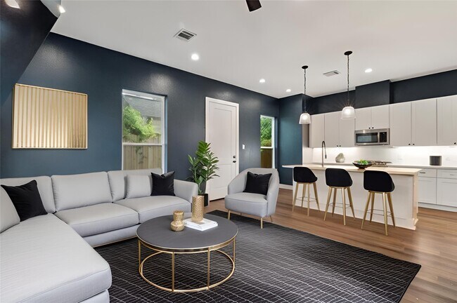 Photo - 1222 Mcneil St