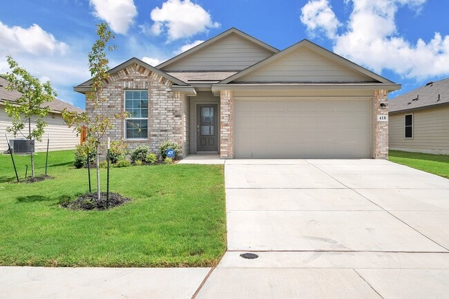 Building Photo - 418 Sabine River