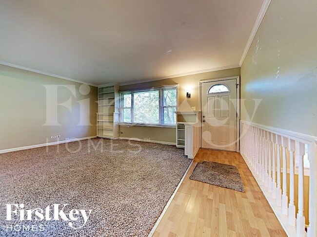 28W608 Bolles Ave