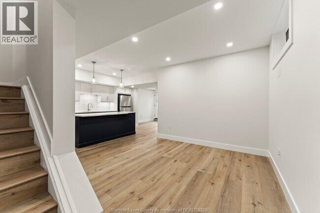 Photo - 322 Ramsay St