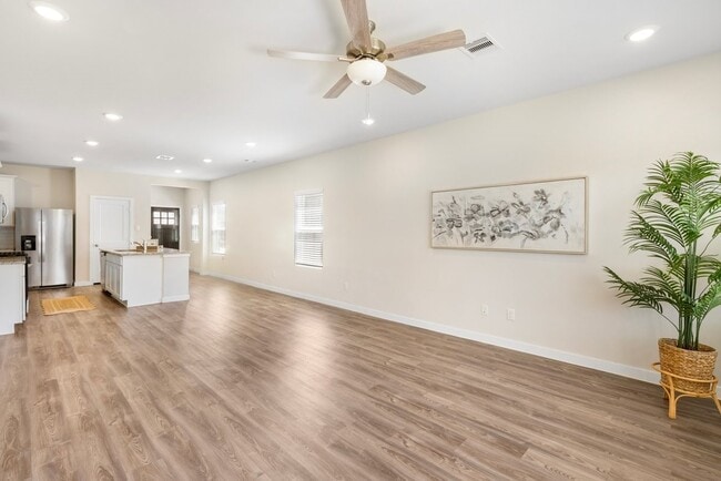 Photo - 5811 Blue Grama Dr