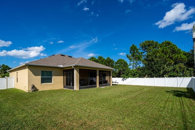 Photo - 1026 SW Ingrassina Ave