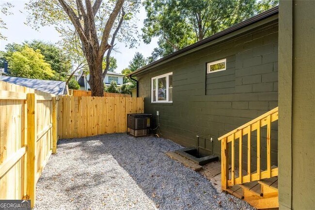 Photo - 148 Bixby Terrace SE