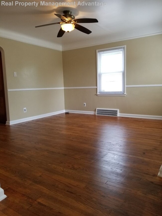 Photo - Meticulously Maintained 2 Bedrooms and 1.5 Bathrooms in Ferndale!