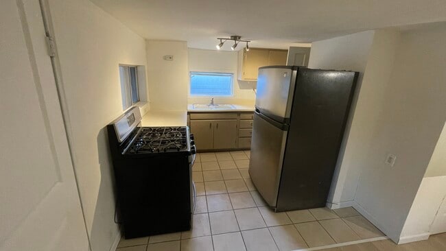 Photo - 14217 Hatteras St