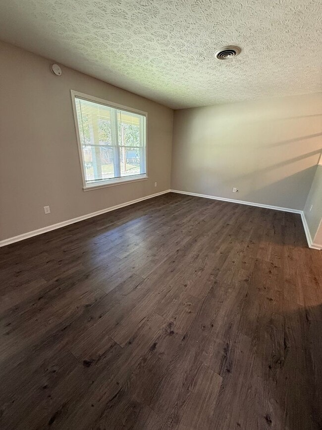 Photo - Cozy 2 Bed 1 Bath Duplex