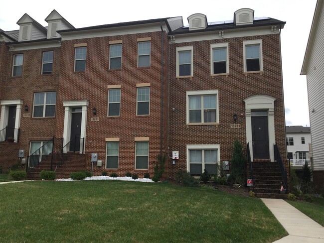 Building Photo - 13251 Tivoli Lake Blvd