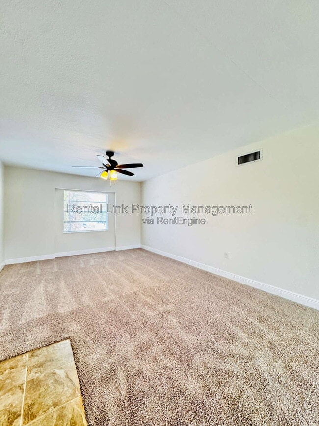 Photo - 12664 Kenwood Ln Unit Apartment C