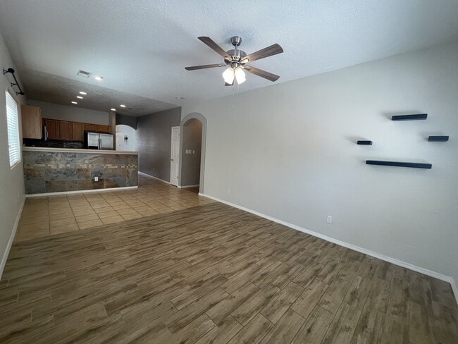 Photo - 6915 Kayser Mill Rd NW