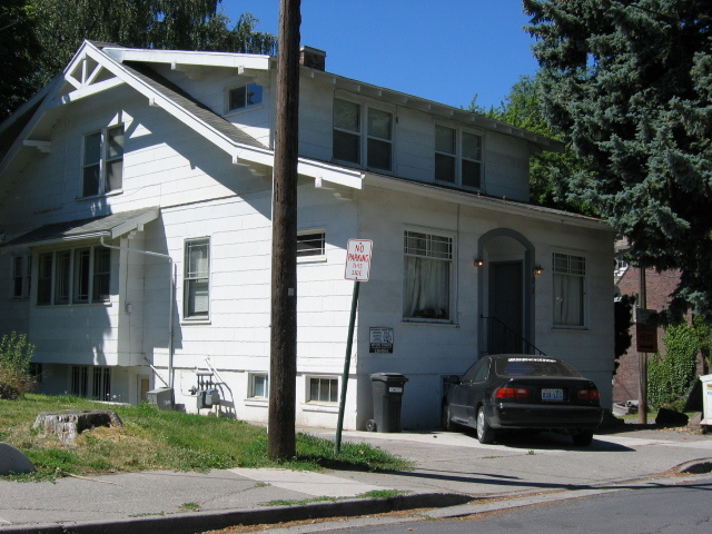 805 NE California / Ast