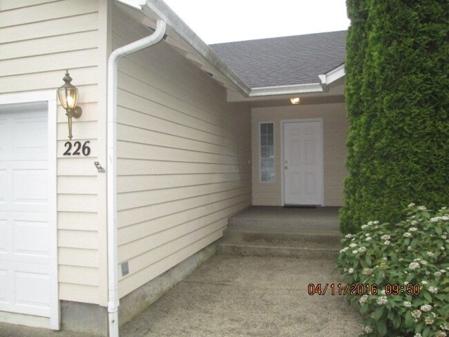 Wonderful 3 bedroom 2 bath home with garag... - Wonderful 3 bedroom 2 bath home with garag...