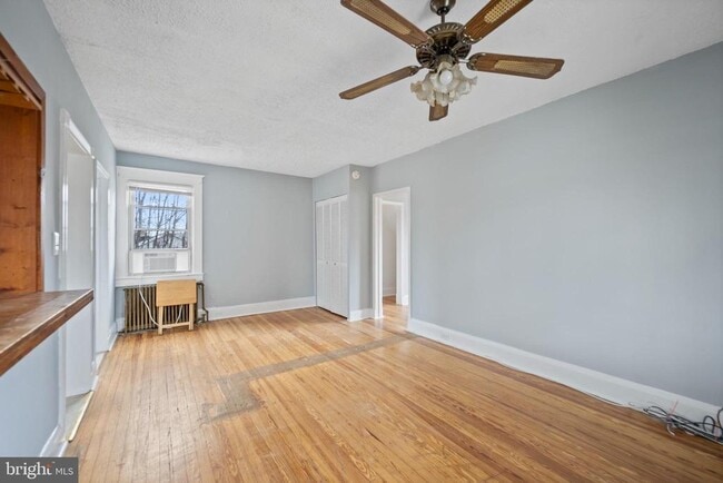 Photo - 2826 Inglewood Ave