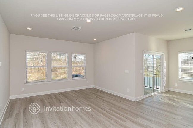 Photo - 1255 Bluffton Cir