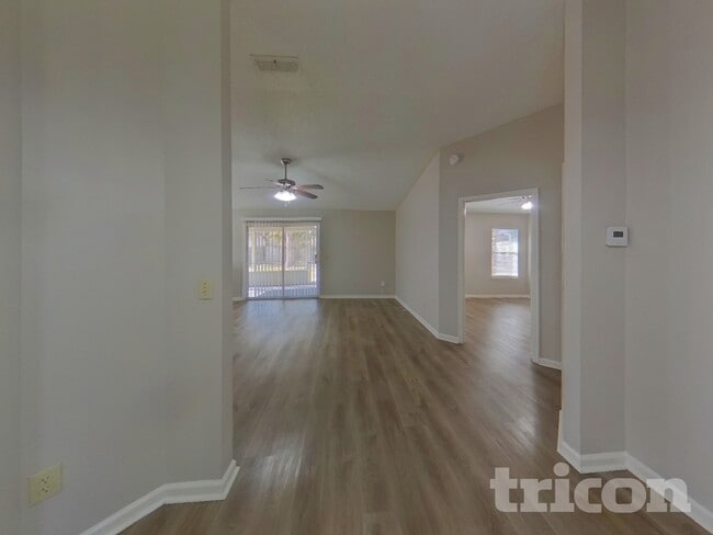 Photo - 8158 Pilgrims Trace Dr