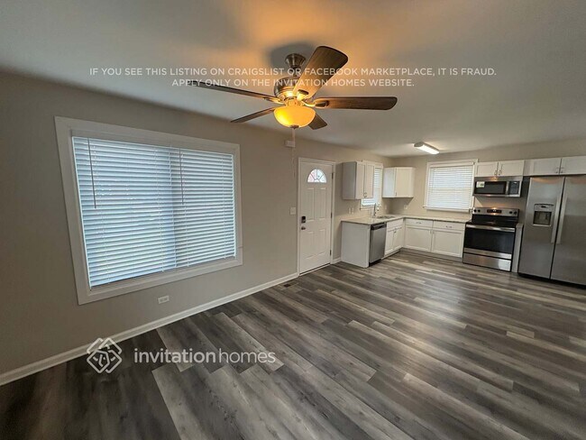 Photo - 3216 Holland Ln