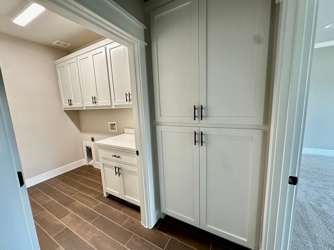 Photo - 481 Pine Rd