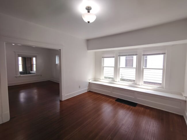 Photo - 1031 Hendricks St