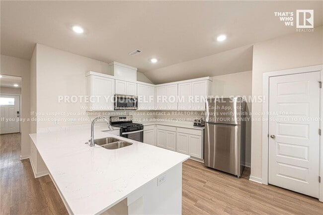 Photo - 3801 Pinecrest St