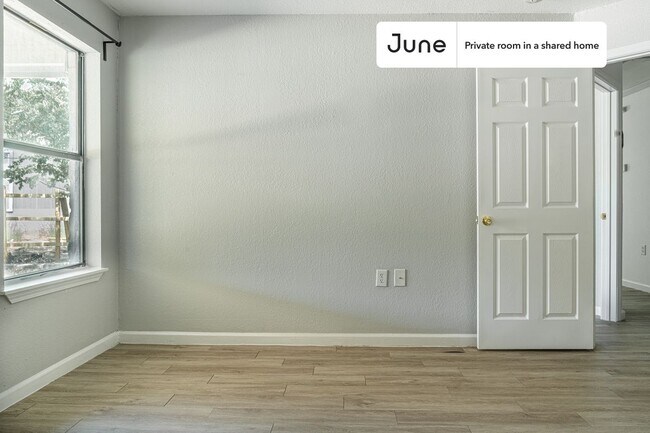 Photo - Room in Shared 3 bed/2 bath home Unit B