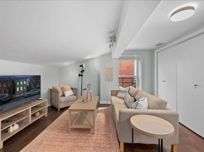 Photo - 835 Dayton St Unit ID1056104P