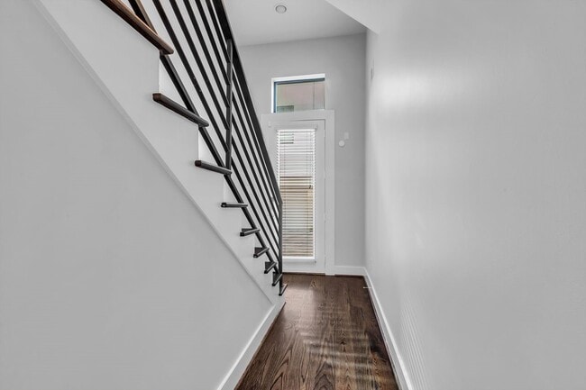 Photo - 1724 Ovid St