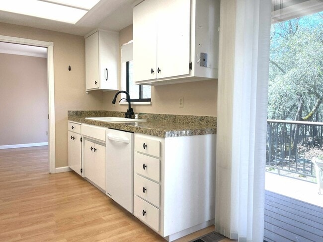 Photo - 3 bedroom, 2 bath home in Lake Wildwood, P...