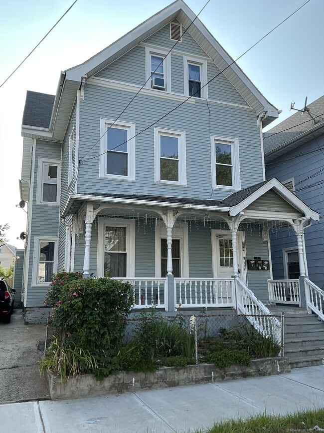 Photo - 274 Lloyd St Apartment Unit 2