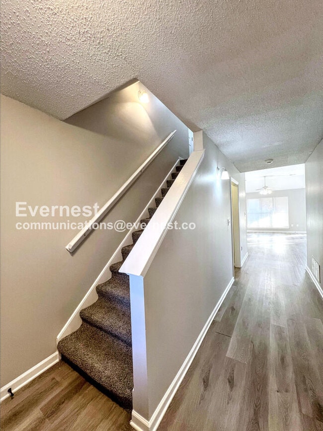 Photo - 1649 Central Trails Dr