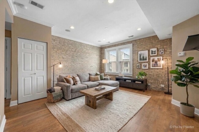 Photo - 6146 N Ravenswood Ave Unidad 2