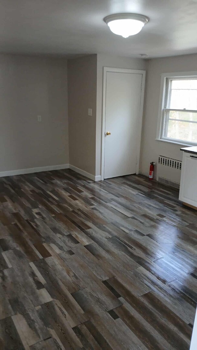 Photo - 17 Ontario Ave Unit 17