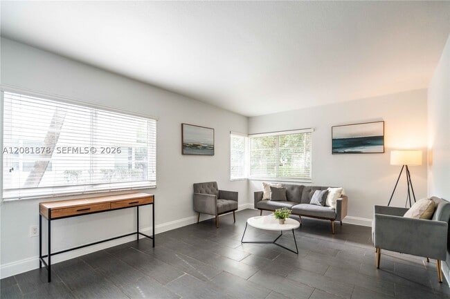 Photo - 104 Bay Dr E Unit 104