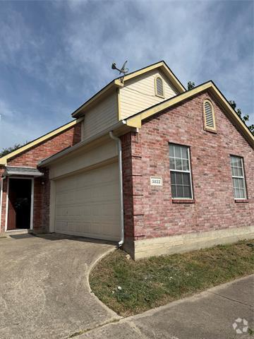 Building Photo - 3822 Brandon Park Dr Rental
