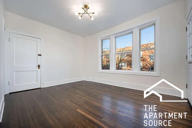 Photo - 3749 W School St Unit 3