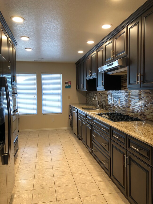 Cocina foto 2 - 2108A Ernest Ave