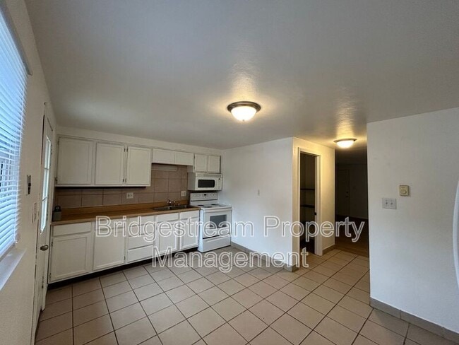 Photo - 148 Forest St