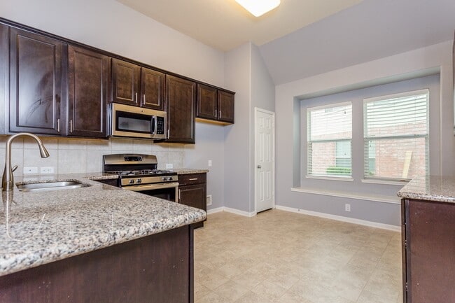 Photo - 5506 Stonefield Ct