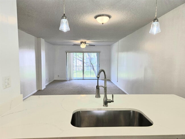 Photo - 1100 NW 87th Ave Unit 202