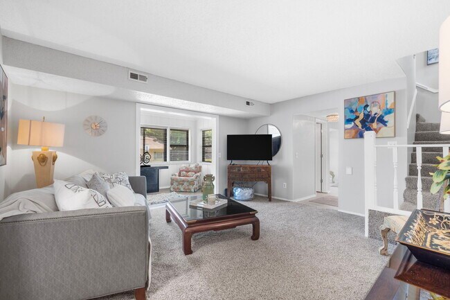 Photo - 25 Nantucket Dr Townhome