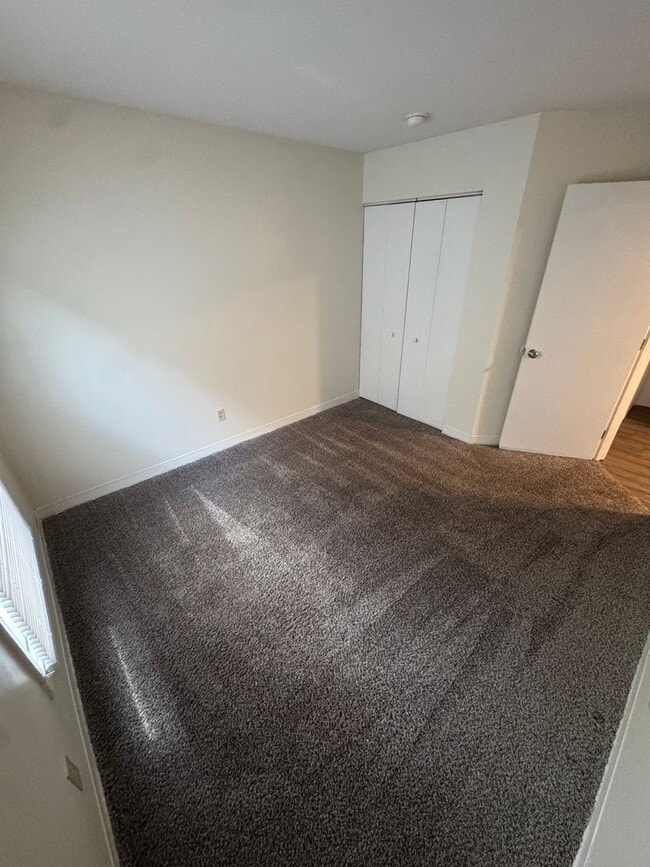 Photo - 3 Bedroom/1 Bath in Old Louisville Unit 1135-102